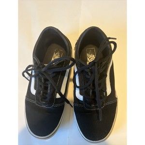 VANS OFF THE WALL SHOES YOUTH SIZE 3 Black & white canvas Lace Up shoes
